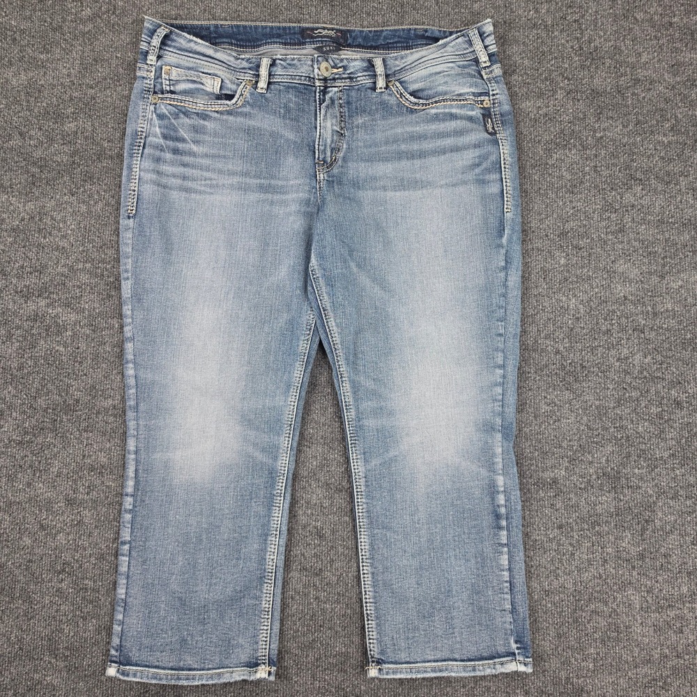 Silver Suki Capri Jeans Women's 18 Mid Rise Med Wash Blue Denim Stretch Casual